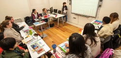 Alumnos en un curso de idiomas en el Colegio de los Irlandeses 