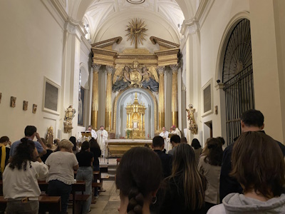 Encuentro de jóvenes de la Pastoral Universitaria con el Obispo Complutense
